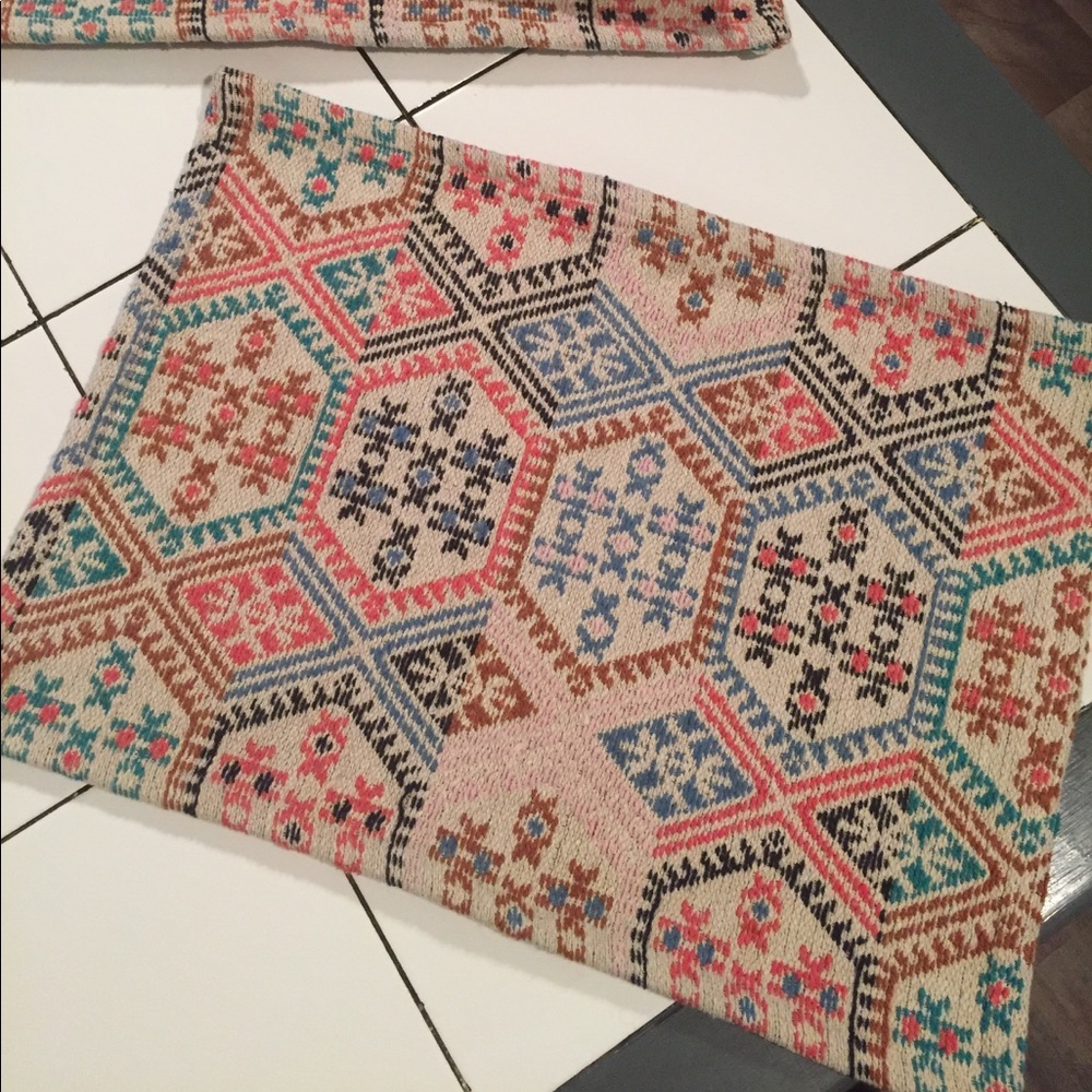 4 Boho placemats - LIKE NEW